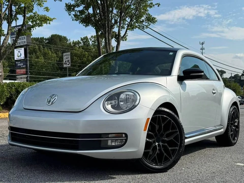 2013 Volkswagen A5 Beetle - Image 2 of 19