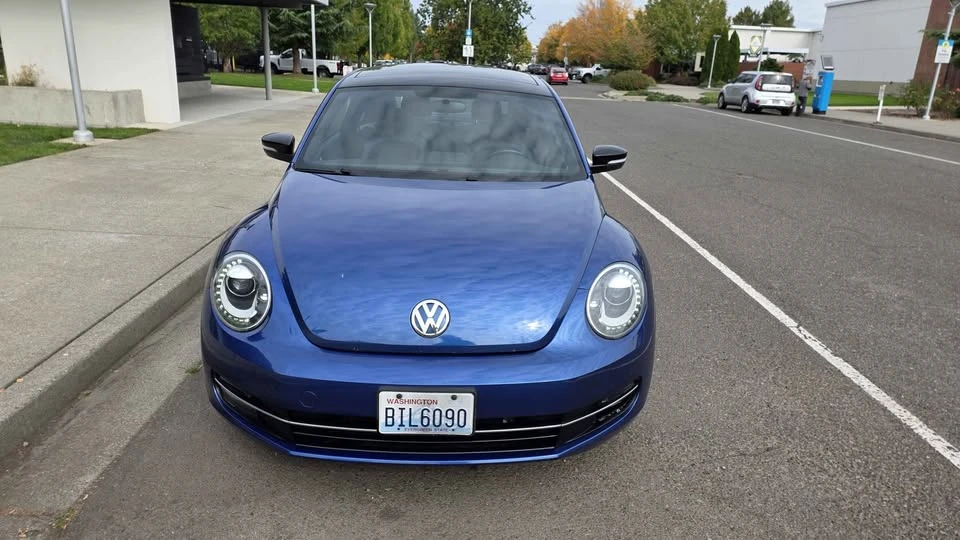 2013 Volkswagen A5 Beetle - Image 2 of 13