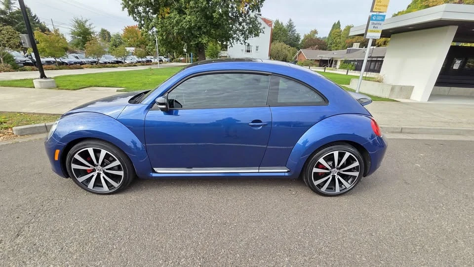 2013 Volkswagen A5 Beetle - Image 8 of 13