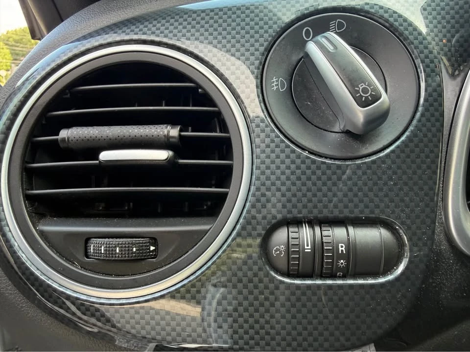 2013 Volkswagen A5 Beetle - Image 9 of 20