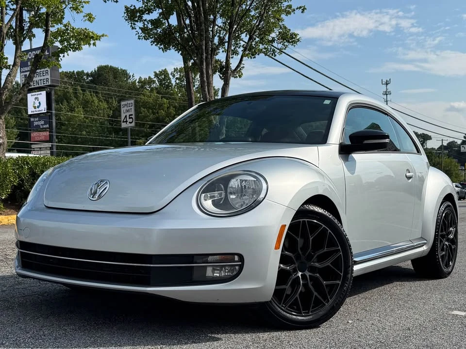 2013 Volkswagen A5 Beetle - Image 2 of 20