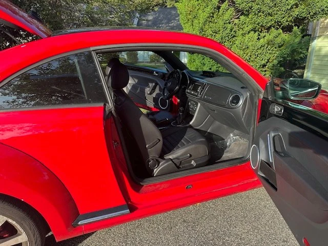 2013 Volkswagen A5 Beetle - Image 8 of 16
