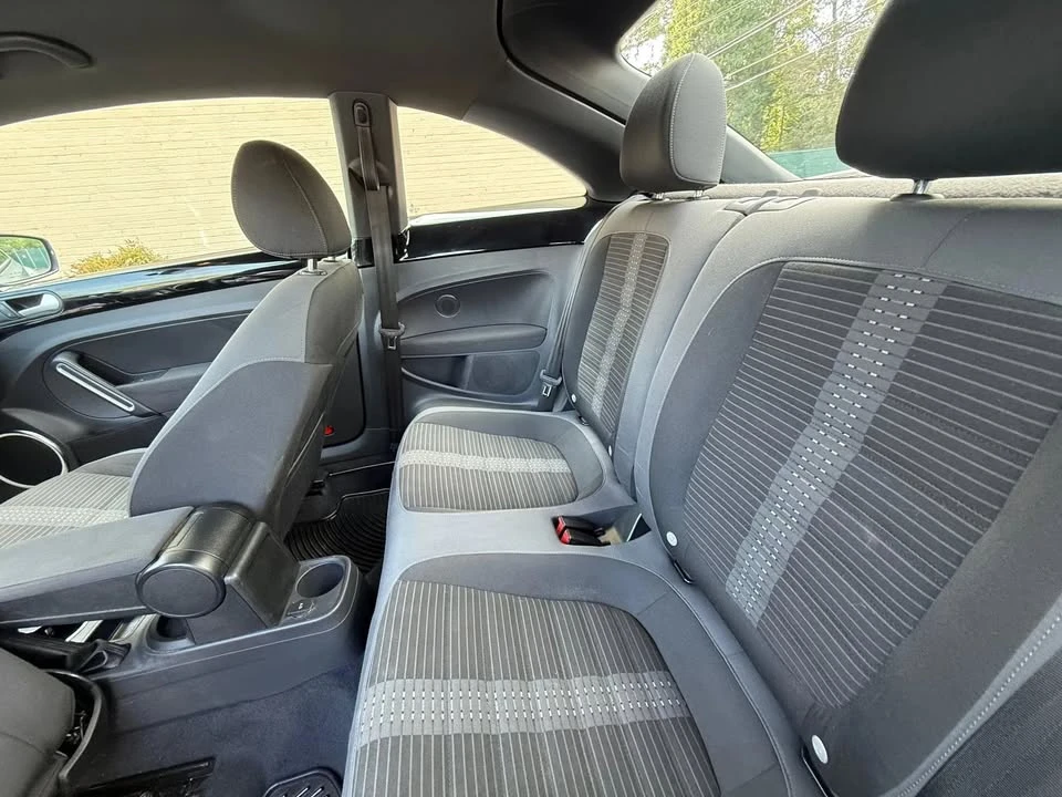 2013 Volkswagen A5 Beetle - Image 8 of 19