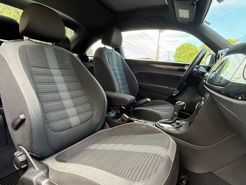2013 Volkswagen A5 Beetle - Image 16 of 19