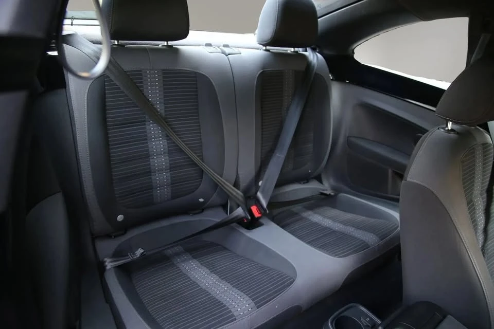 2013 Volkswagen A5 Beetle - Image 18 of 19