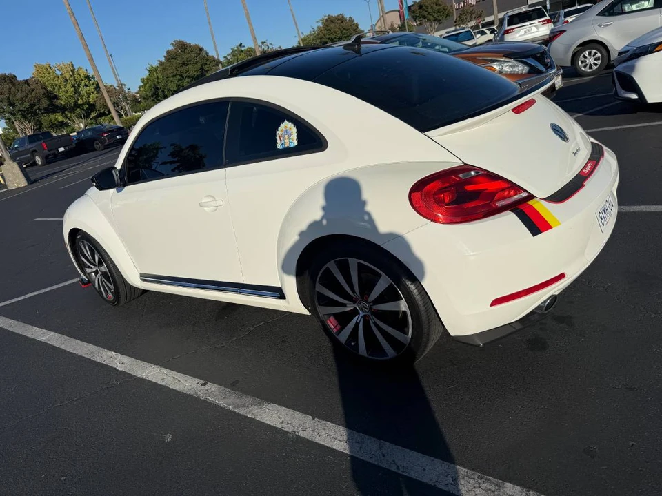 2013 Volkswagen A5 Beetle - Image 8 of 16