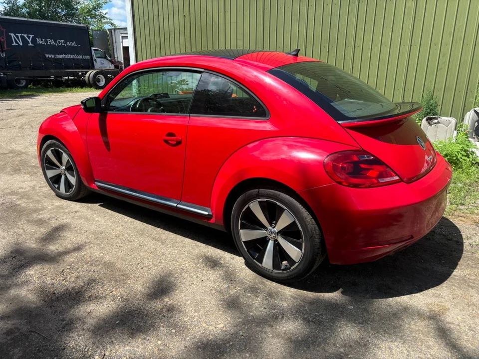 2013 Volkswagen A5 Beetle - Image 4 of 18