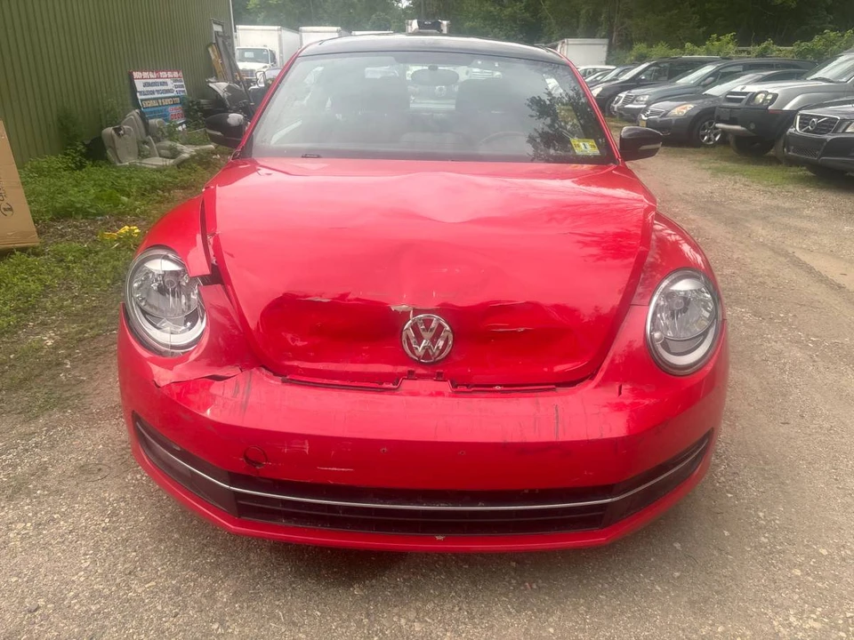 2013 Volkswagen A5 Beetle - Image 3 of 14