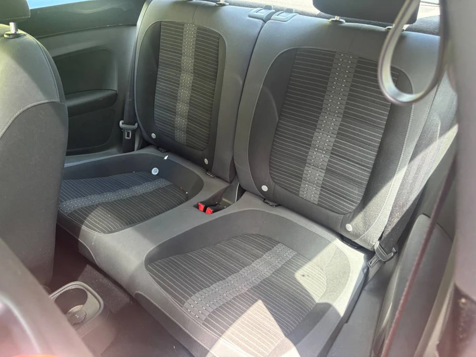 2013 Volkswagen A5 Beetle - Image 18 of 18