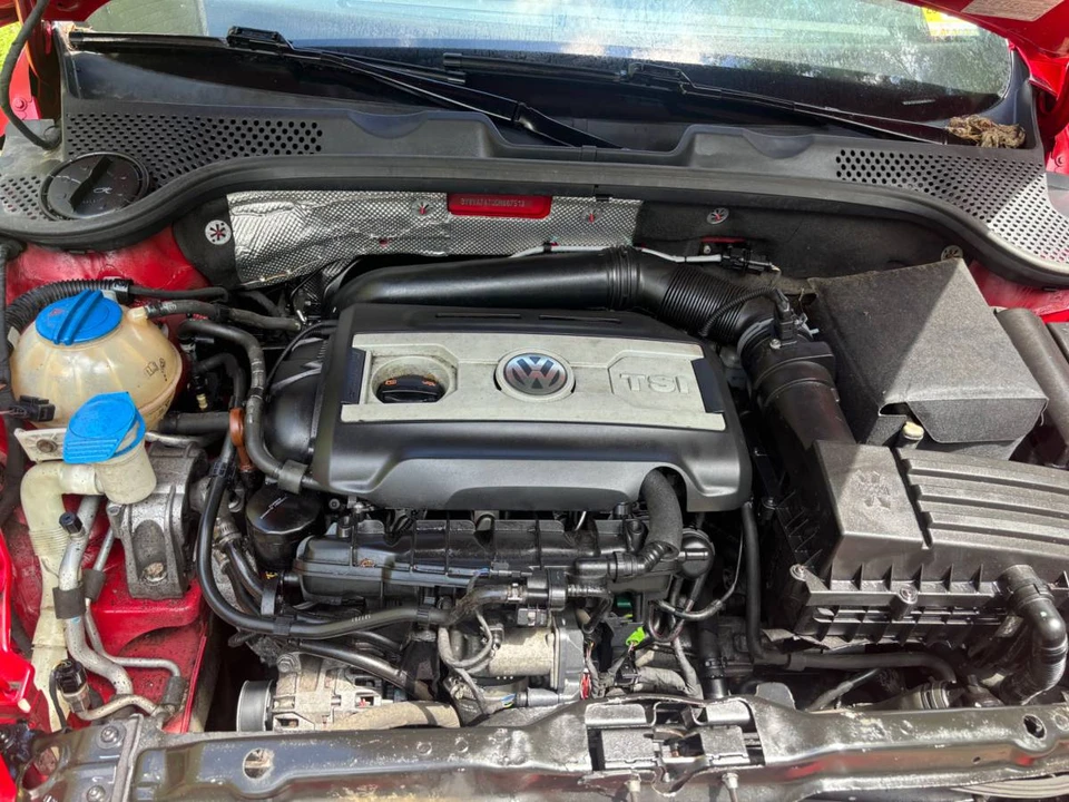 2013 Volkswagen A5 Beetle - Image 10 of 18