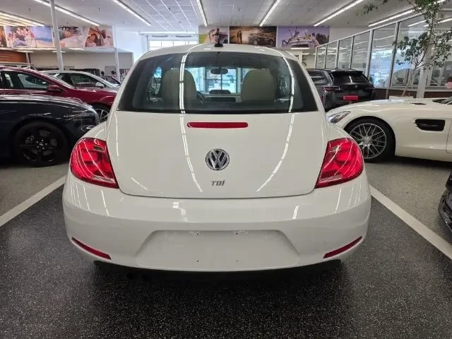 2013 Volkswagen A5 Beetle - Image 3 of 14
