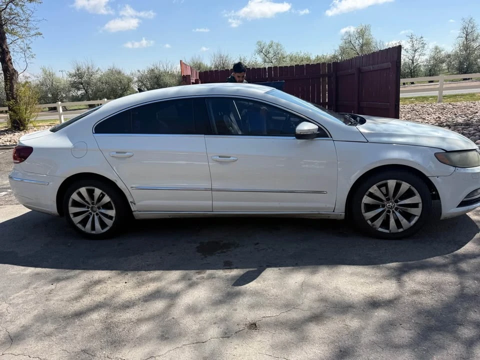 2013 Volkswagen CC - Image 2 of 11