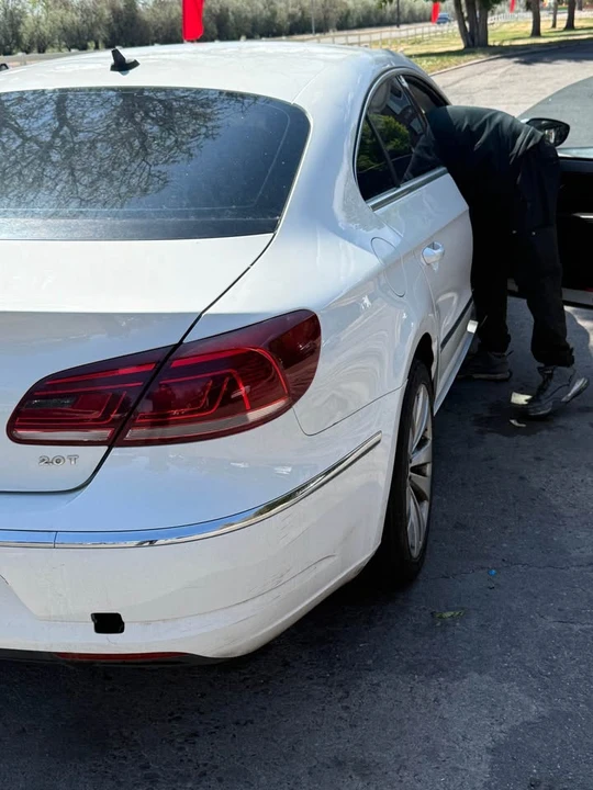 2013 Volkswagen CC - Image 4 of 11
