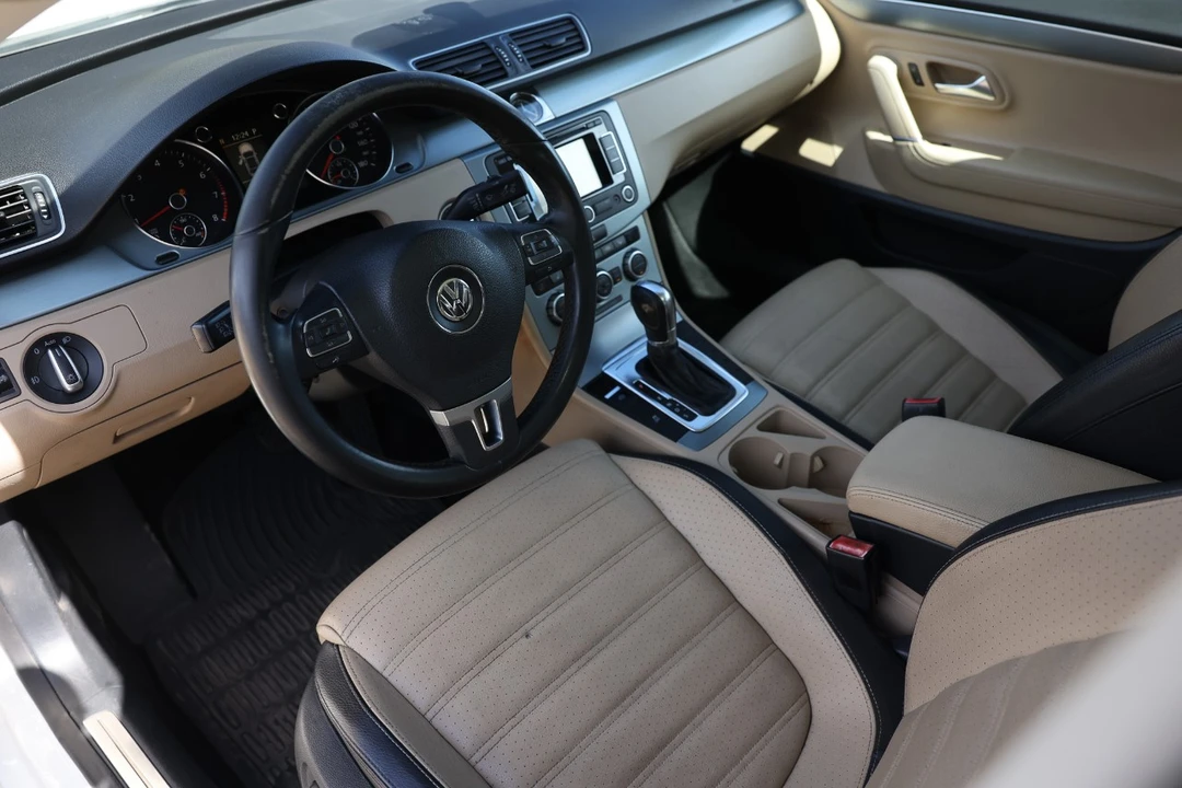 2013 Volkswagen CC - Image 4 of 12