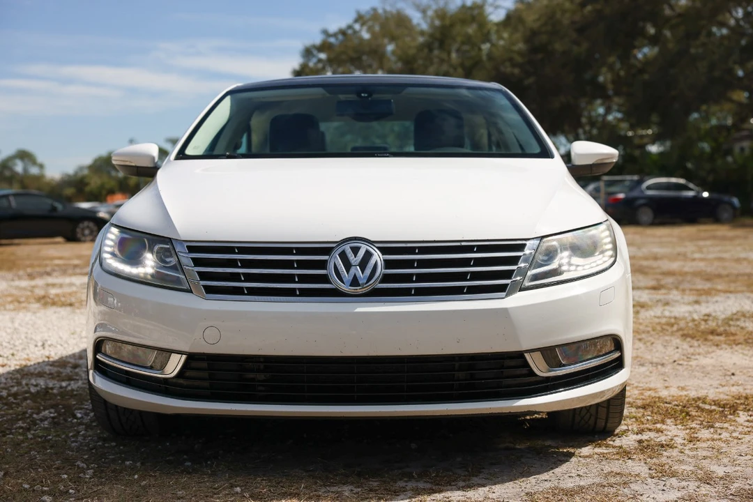 2013 Volkswagen CC - Image 17 of 21
