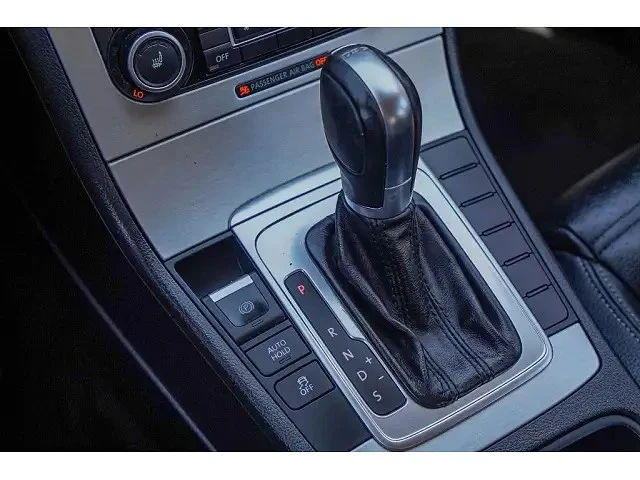 2013 Volkswagen CC - Image 9 of 21
