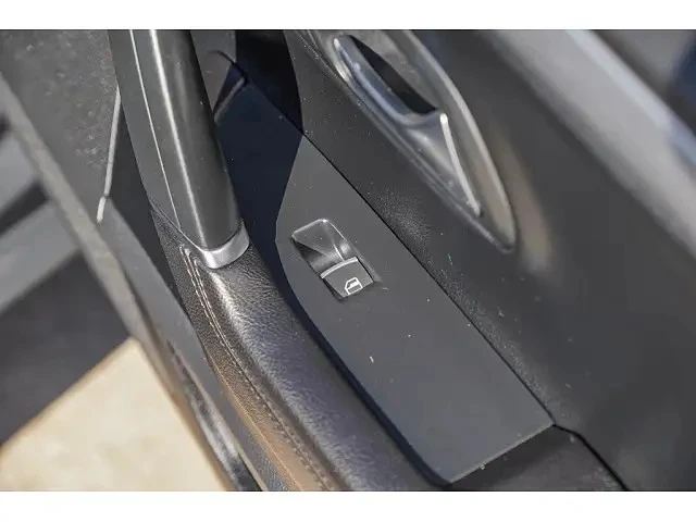 2013 Volkswagen CC - Image 16 of 21