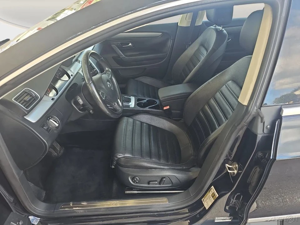 2013 Volkswagen CC - Image 9 of 21