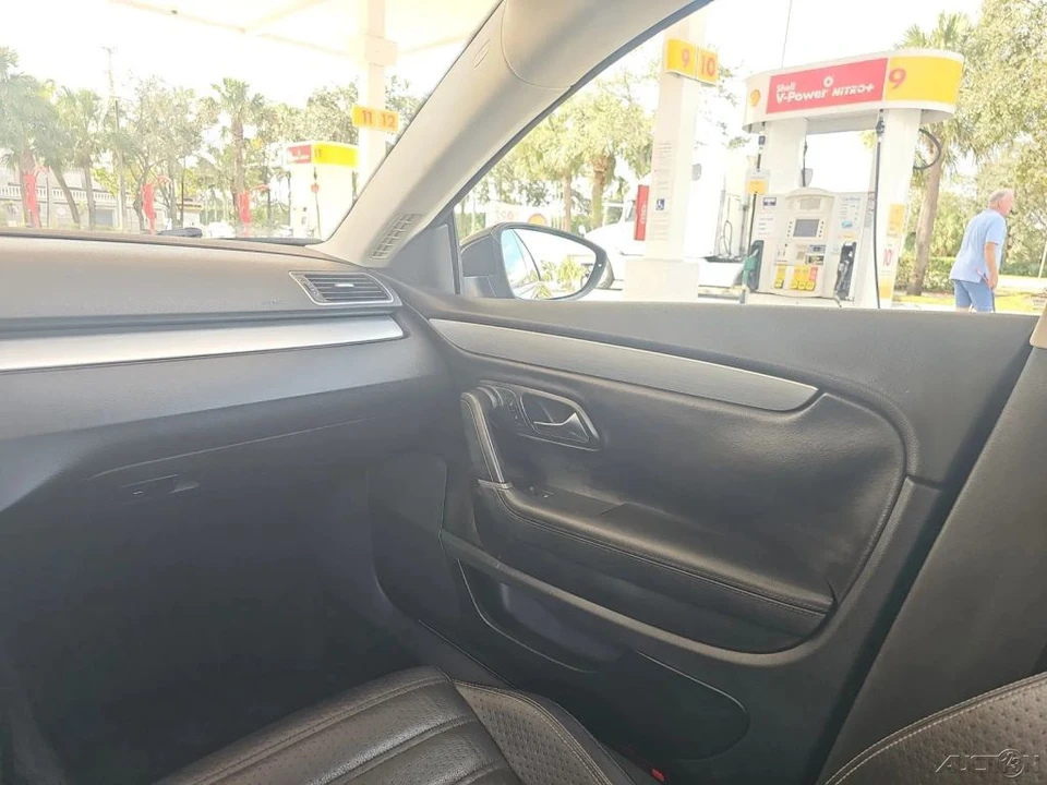 2013 Volkswagen CC - Image 18 of 21