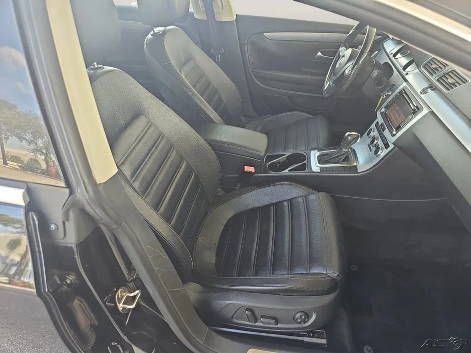 2013 Volkswagen CC - Image 19 of 21