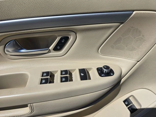 2013 Volkswagen Eos - Image 17 of 21