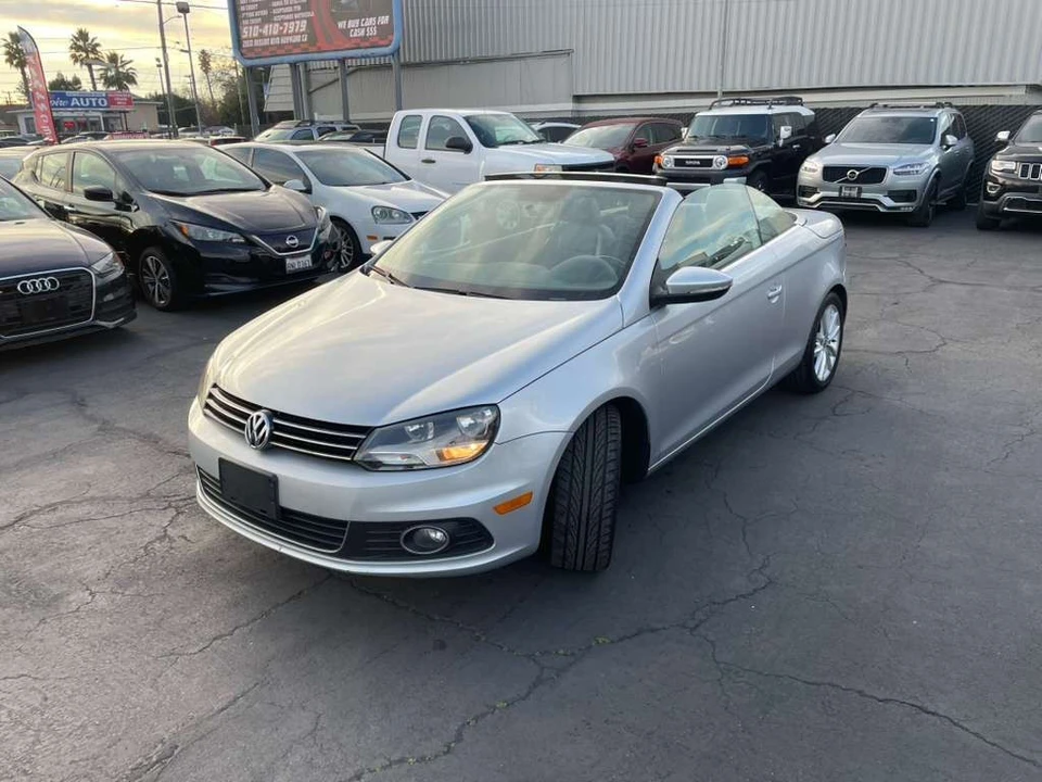 2013 Volkswagen Eos - Image 7 of 17