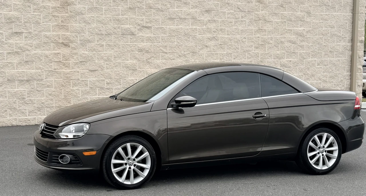 2013 Volkswagen Eos - Image 21 of 31