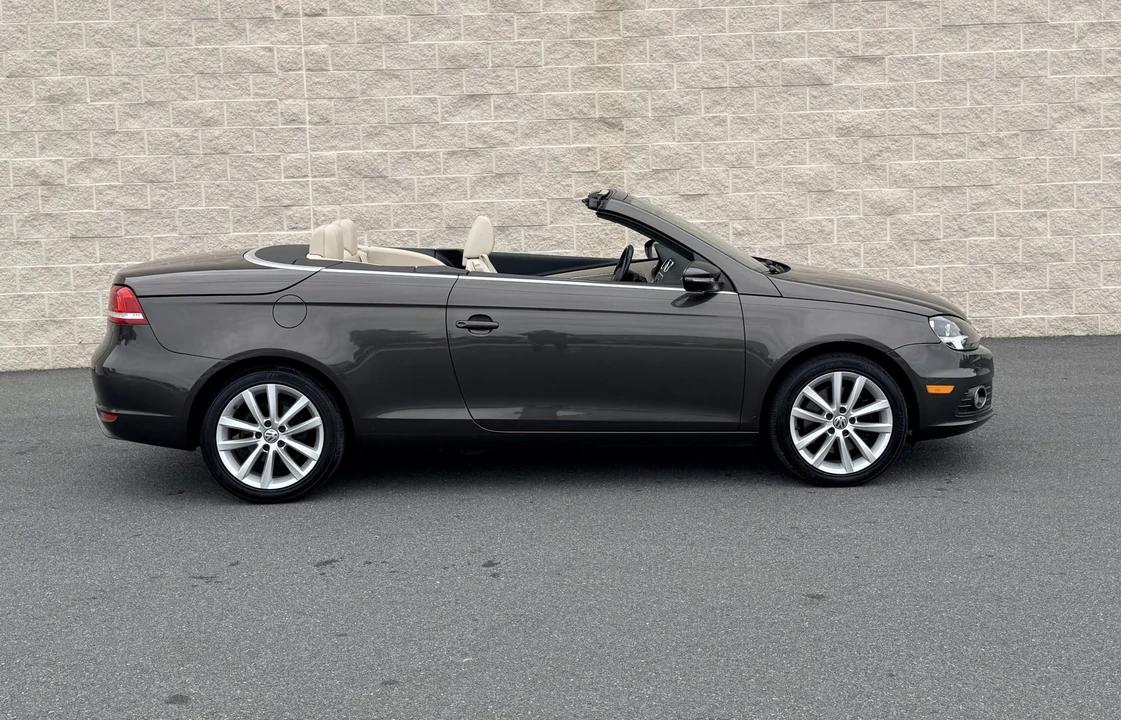 2013 Volkswagen Eos - Image 14 of 31