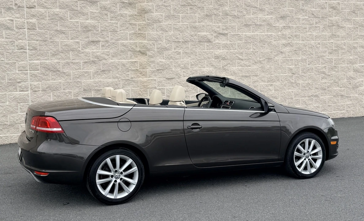 2013 Volkswagen Eos - Image 15 of 31