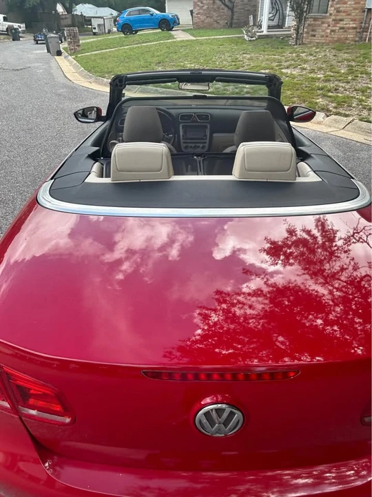 2013 Volkswagen Eos - Image 8 of 10