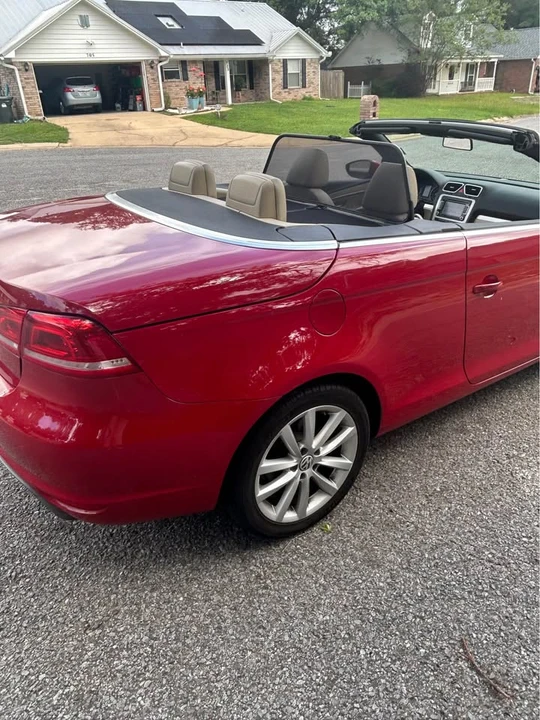 2013 Volkswagen Eos - Image 3 of 10