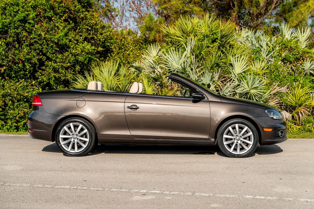 2013 Volkswagen Eos - Image 12 of 31