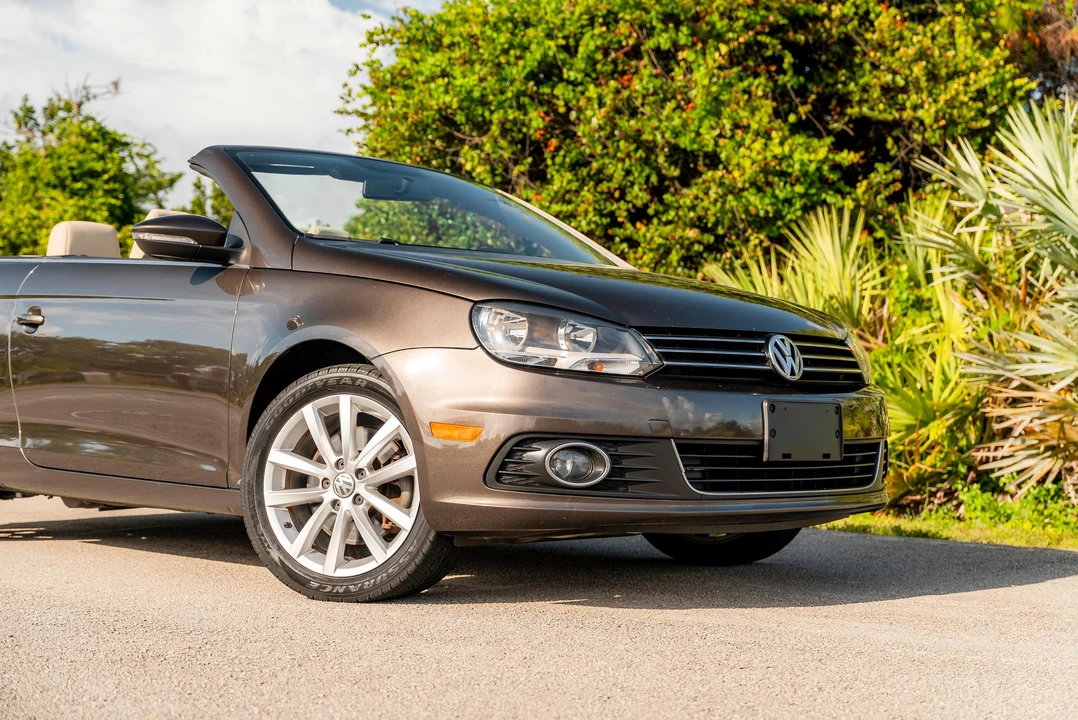 2013 Volkswagen Eos - Image 17 of 31