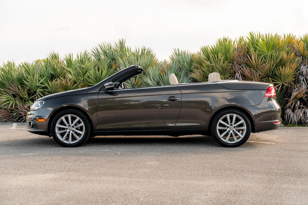 2013 Volkswagen Eos - Image 7 of 31