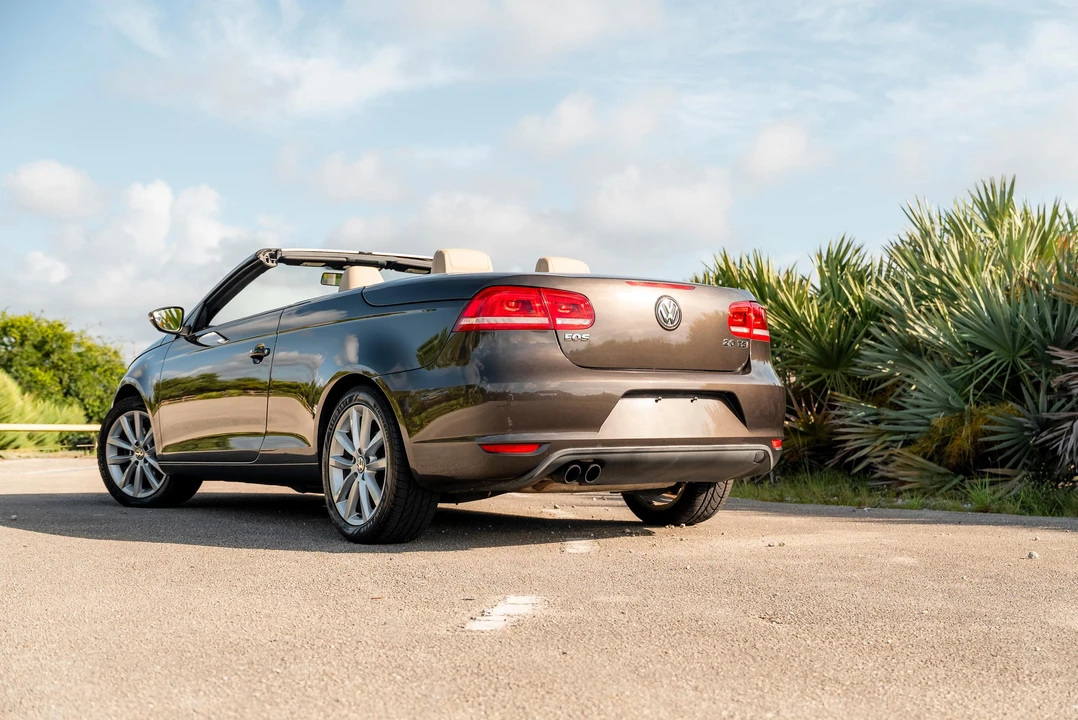 2013 Volkswagen Eos - Image 10 of 31