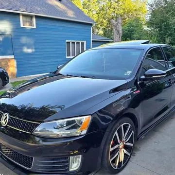 2013 Volkswagen GLI 2.0T Sedan 4D