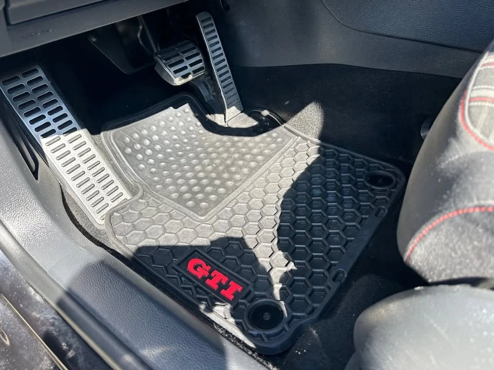 2013 Volkswagen GTI Mk6 - Image 8 of 13