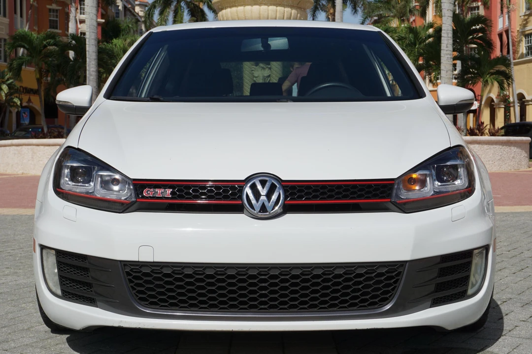 2013 Volkswagen GTI Mk6 - Image 2 of 31