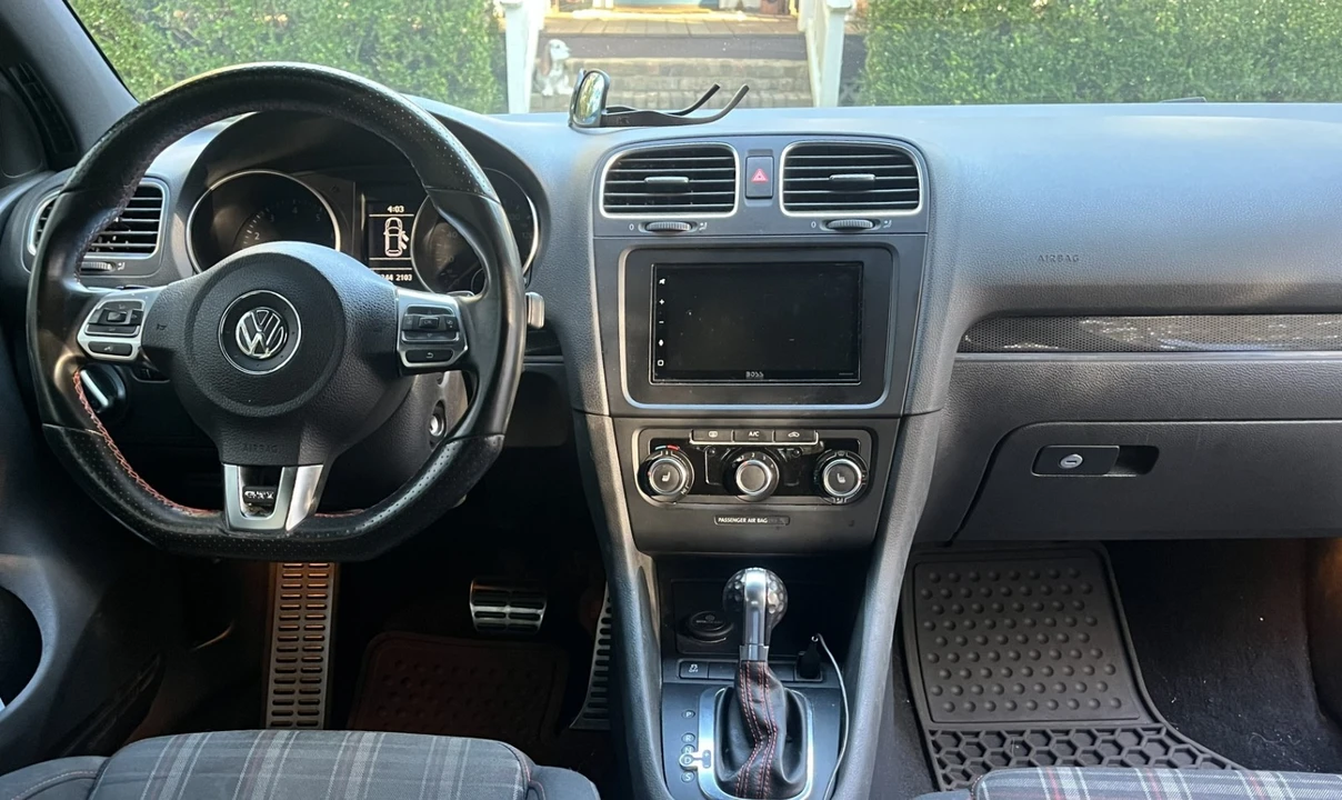 2013 Volkswagen GTI Mk6 - Image 6 of 10