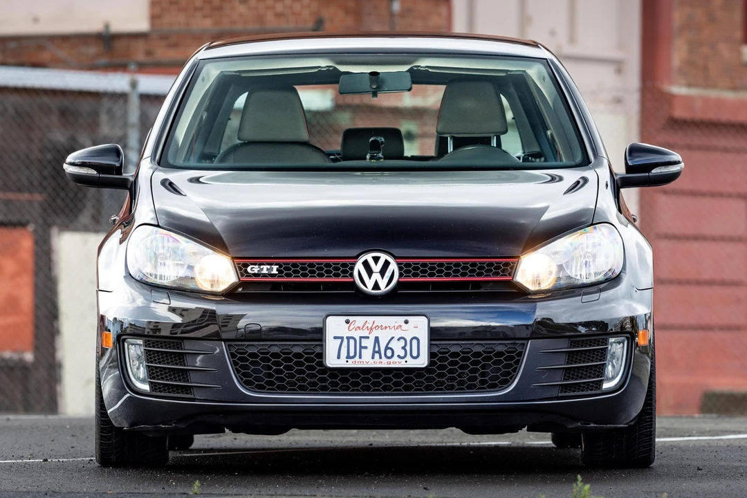 2013 Volkswagen GTI Mk6 - Image 2 of 31