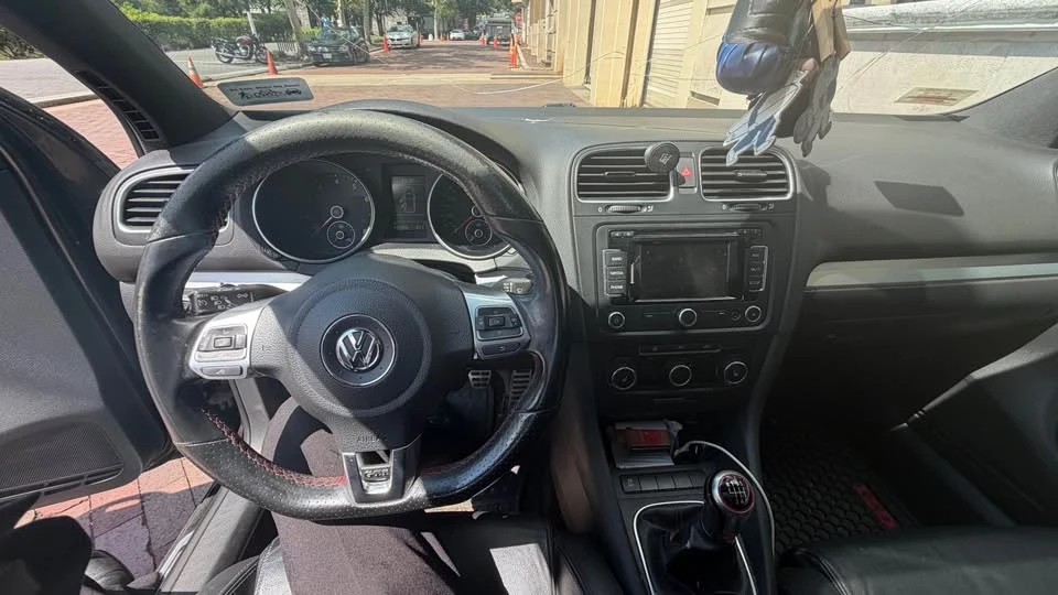 2013 Volkswagen GTI Mk6 - Image 8 of 10
