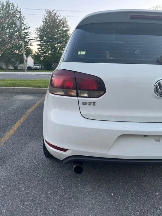 2013 Volkswagen GTI Mk6 - Image 10 of 11