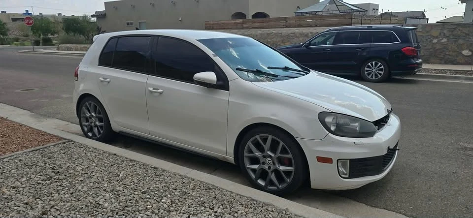 2013 Volkswagen GTI Mk6 - Image 2 of 4