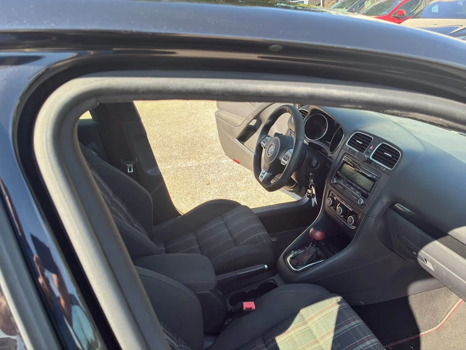 2013 Volkswagen GTI Mk6 - Image 11 of 16
