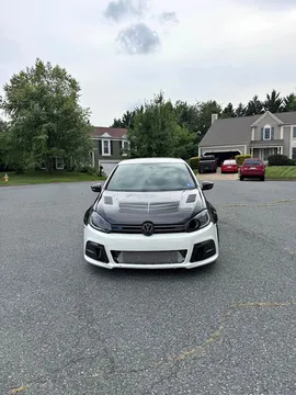 2013 Volkswagen Golf R Hatchback Sedan 4D