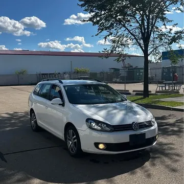 2013 Volkswagen Golf SportWagen