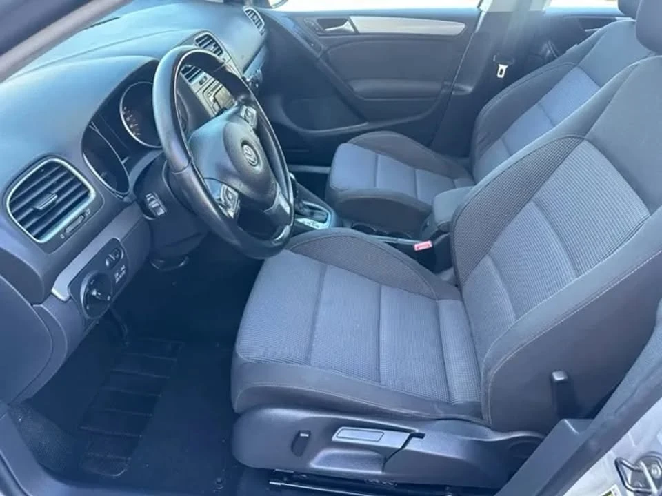 2013 Volkswagen Golf - Image 10 of 20