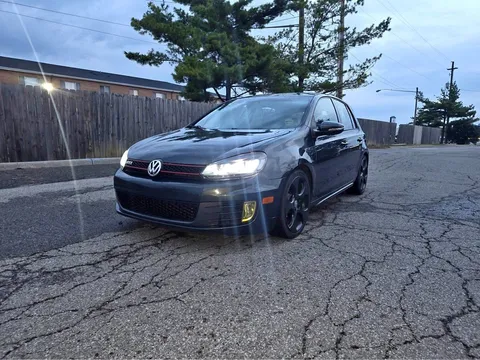 2013 Volkswagen GTI 2.0T Hatchback Sedan 4D