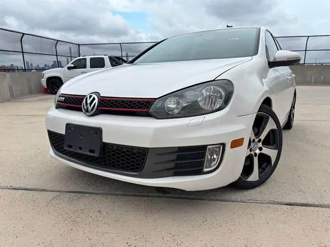 2013 Volkswagen GTI 2.0T Hatchback Sedan 4D
