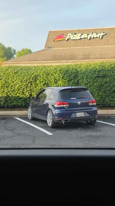 2013 Volkswagen GTI Mk6 - Image 5 of 10